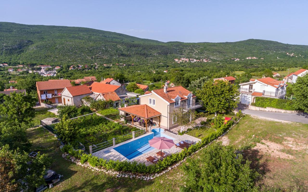 Holiday Home Memories And Joy Imotski Kültér fotó